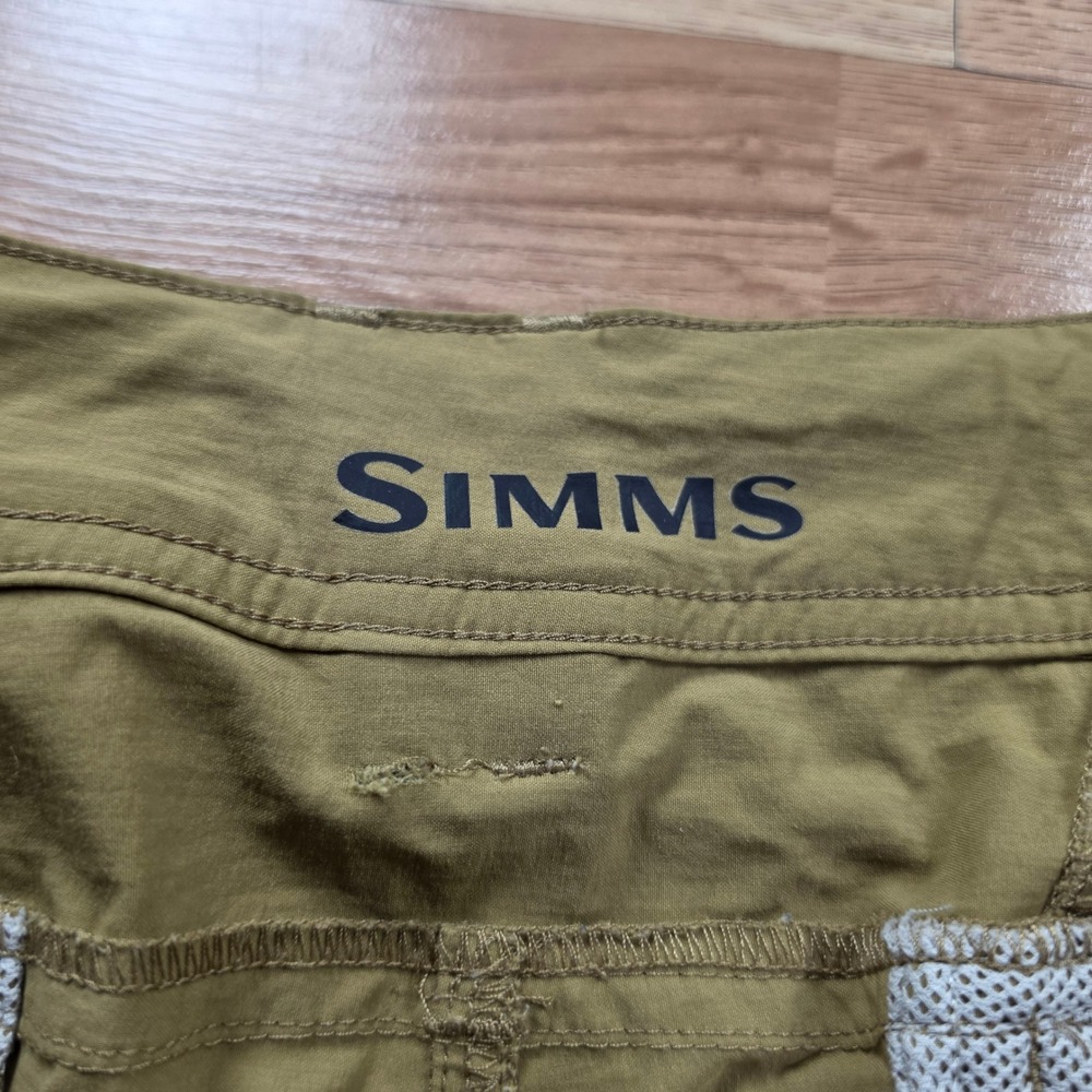 Simms Fishing Shorts Mens 40 Green Quick Dry Cargo Hiking Outdoor Performance - Picture 4 of 11